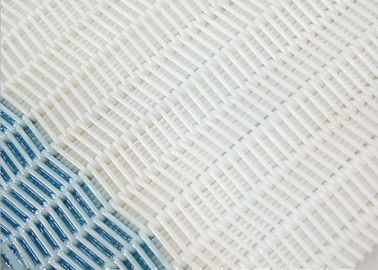 China Pérdida no material sólida 100% del material del poliéster de la tela filtrante del polvo de 10 micrones proveedor