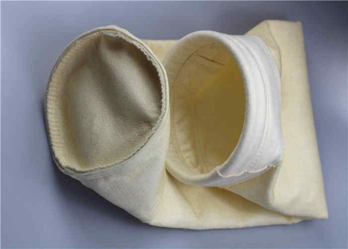 Los bolsos de filtro del colector de polvo del polvo del carbón, los bolsos de filtro de acrílico del micrón mezclaron uniformemente capa protectora